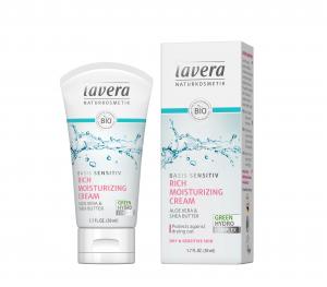 basis sensitiv Rich Moisturising Cream